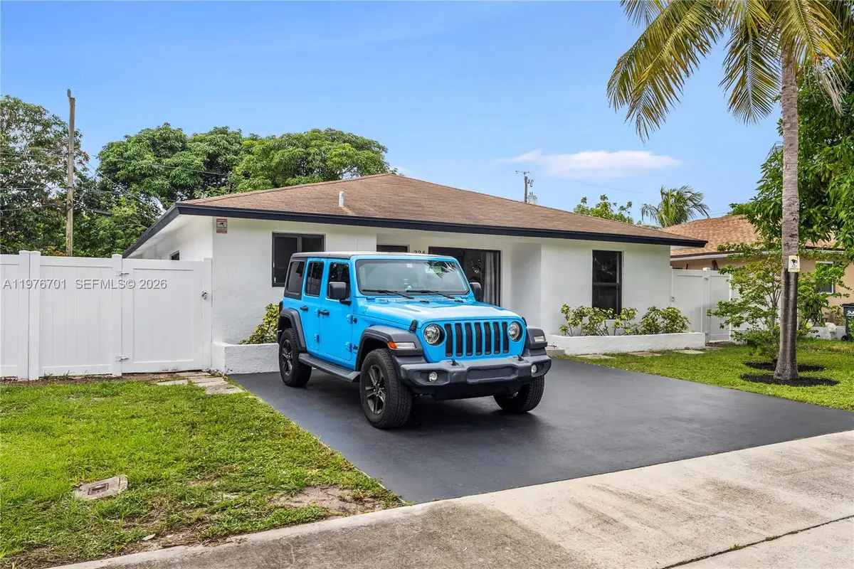 324 Sterling Avenue, Delray Beach, FL 33444 - #1