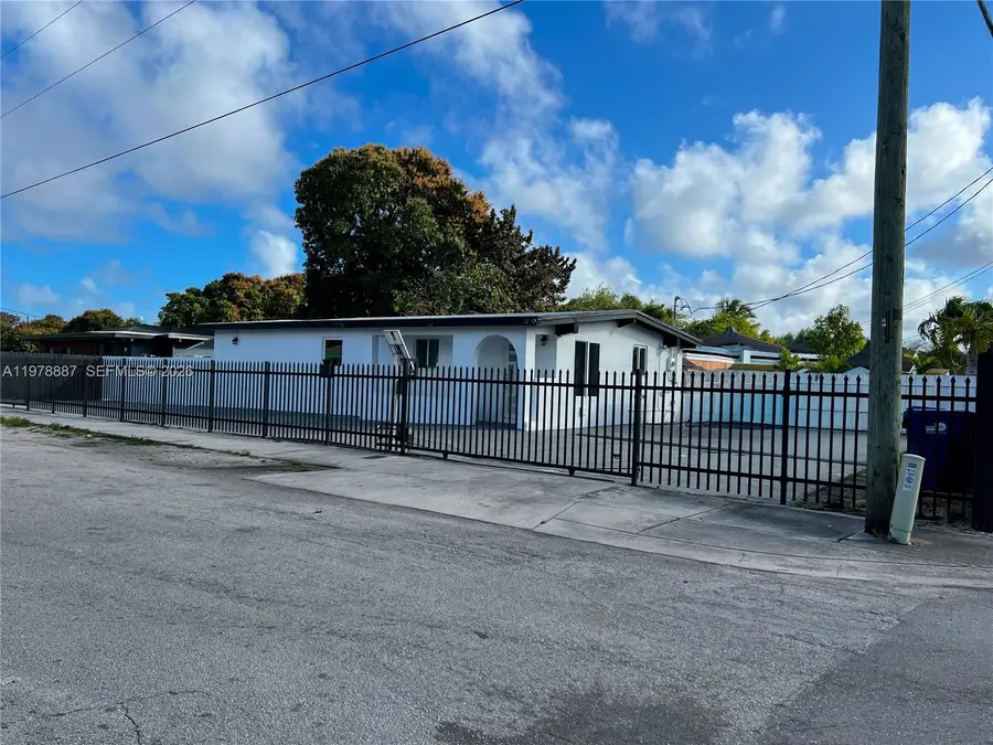 10090 W Fern Street, Miami, FL 33157 - #2