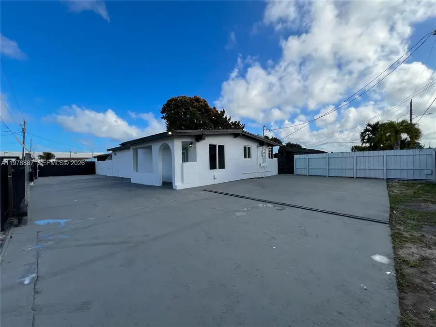 10090 W Fern Street, Miami, FL 33157 - #3