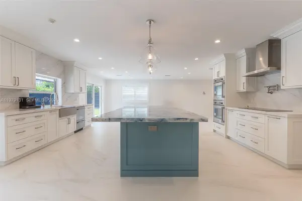 14341 SW 78th Court, Palmetto Bay, FL 33158