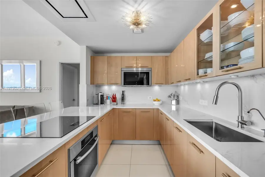 6899 Collins Avenue #2403, Miami Beach, FL 33141 - #3
