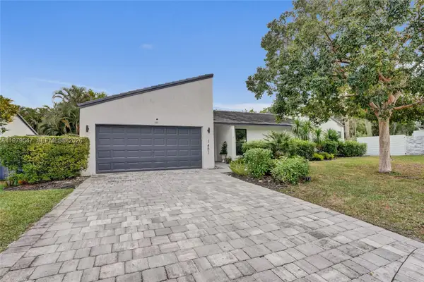 1451 NW 81st Avenue, Coral Springs, FL 33071