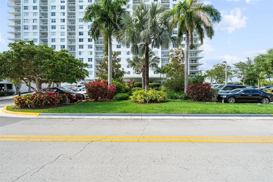 500 Bayview Drive #325, Sunny Isles Beach, FL 33160 - #3