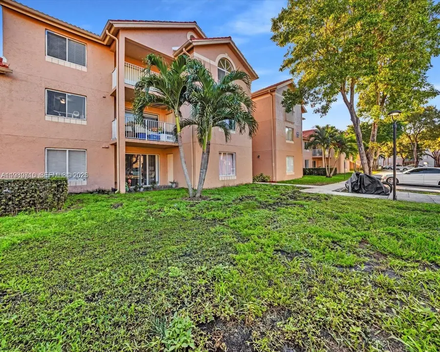 15770 SW 106th Terrace #303, Miami, FL 33196 - #3