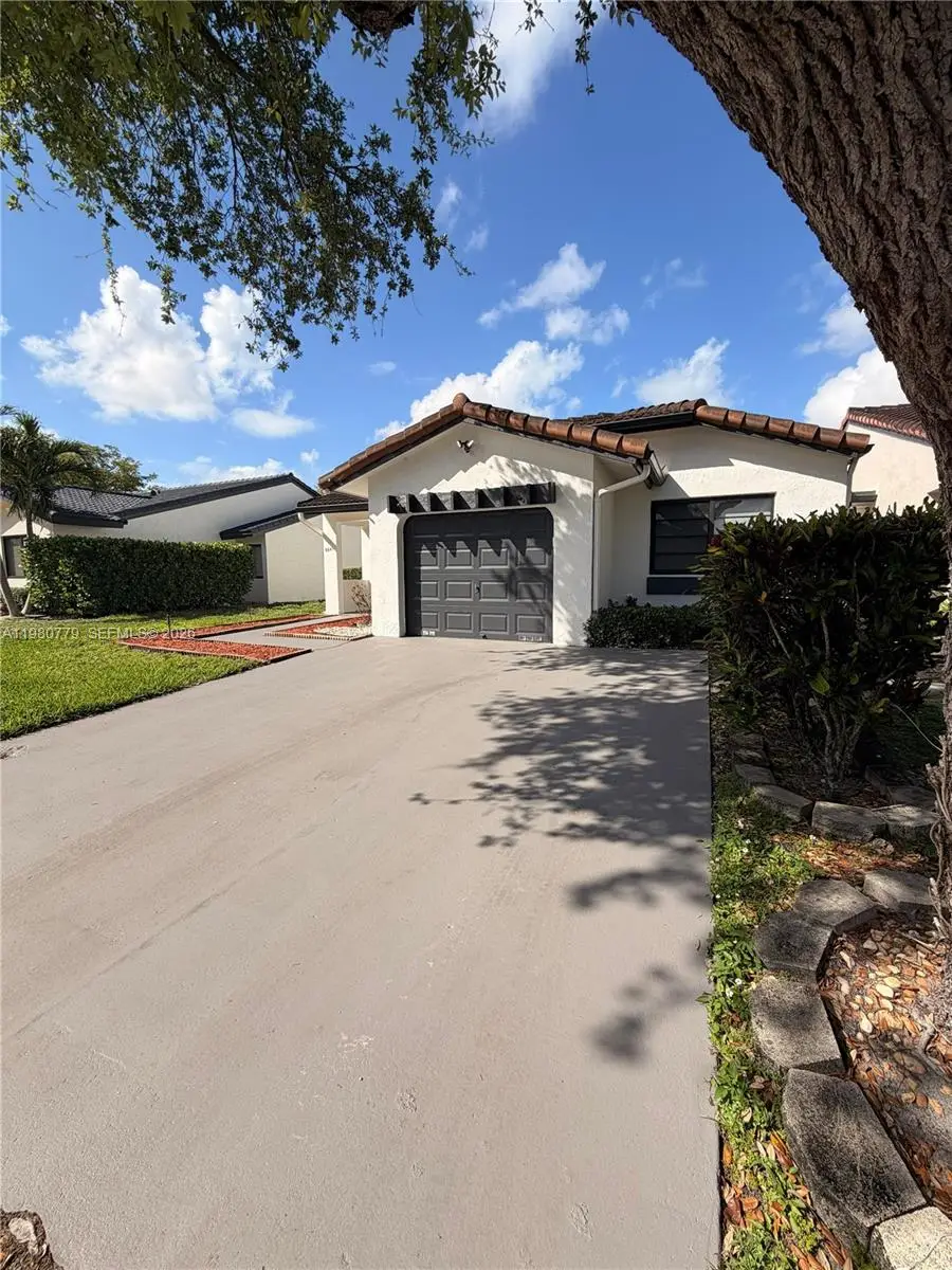 6641 NW 174th Terrace, Hialeah, FL 33015 - #3