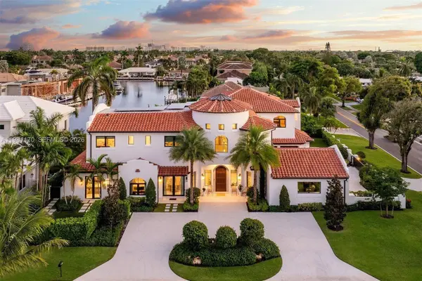 2300 NE 34th Court, Lighthouse Point, FL 33064