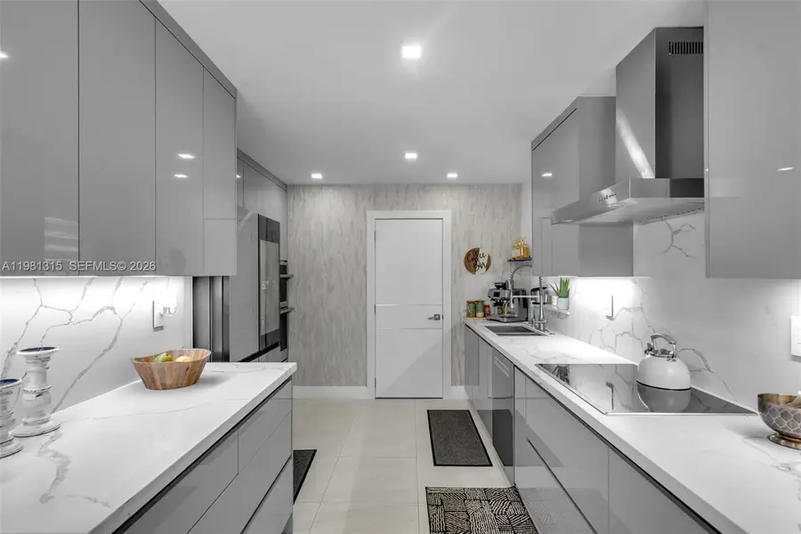19951 NE 10th Place Way, Miami, FL 33179 - #2