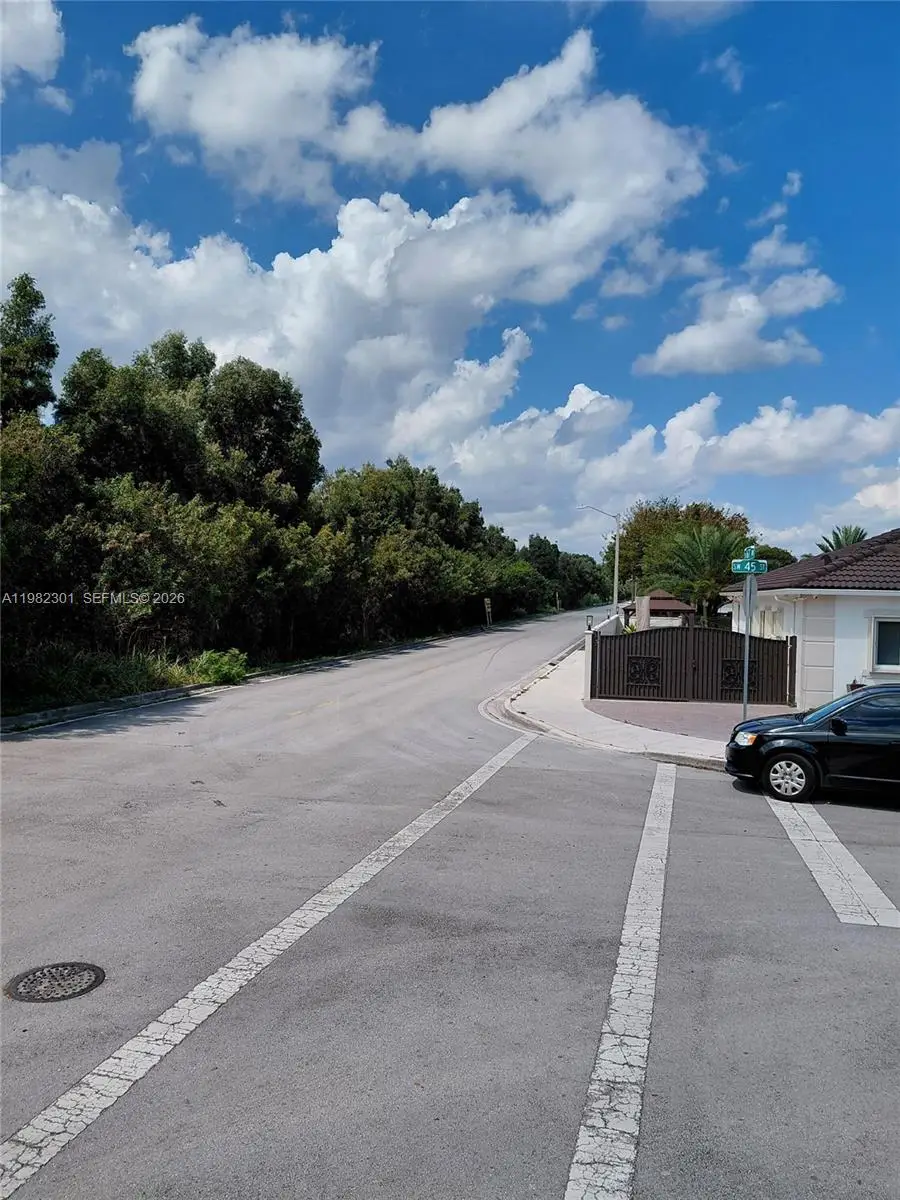 168xx 45th Street, Miami, FL 33185 - #2