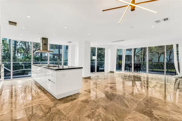 2950 NE 188th Street #150, Aventura, FL 33180