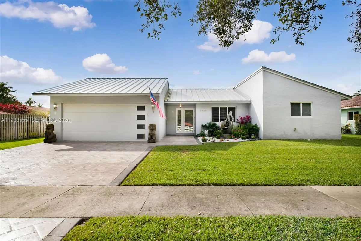 5757 SW 113th Avenue, Cooper City, FL 33330 - #1