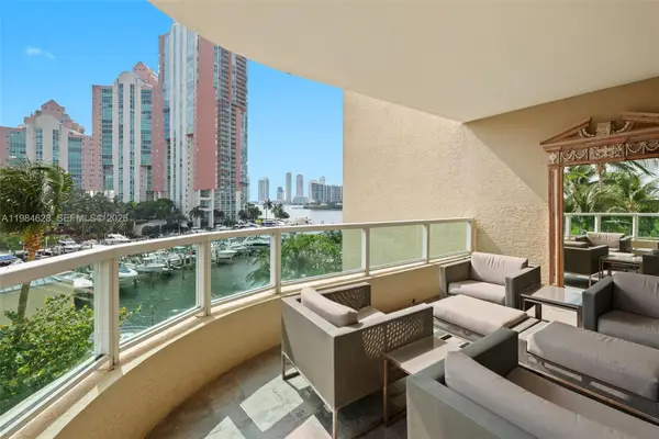 3340 NE 190th Street #504, Aventura, FL 33180