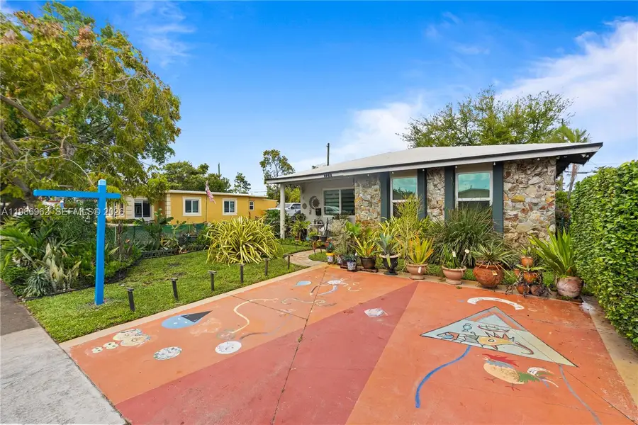 720 NW 4th Street, Hallandale Beach, FL 33009 - #3