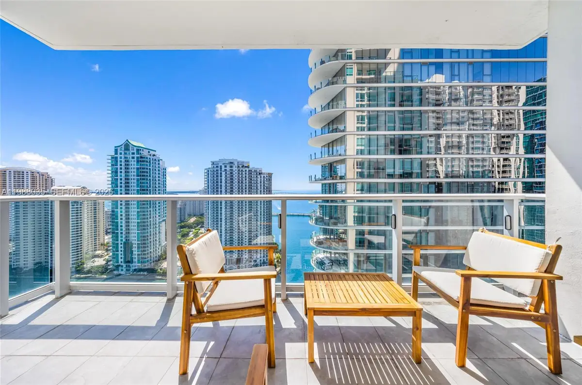 300 S Biscayne Boulevard #T2806, Miami, FL 33131 - #1