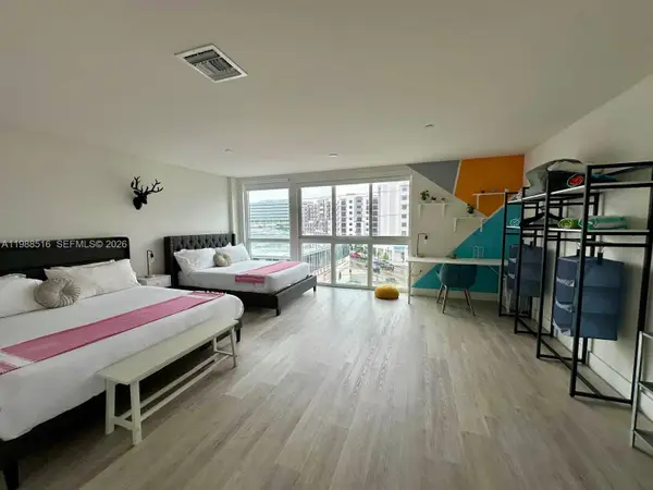 19380 NE 26th Avenue #305, Miami, FL 33180