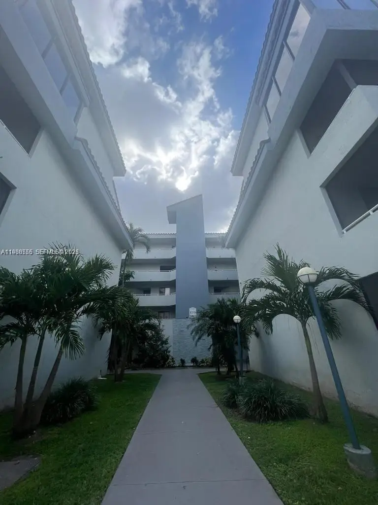8215 SW 152nd Avenue #G418, Miami, FL 33193 - #1