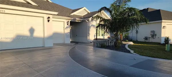 953 Ruhlman Loop, Okahumpka, FL 34762