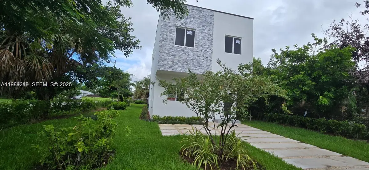 141 NW 11th Street, Pompano Beach, FL 33060 - #1
