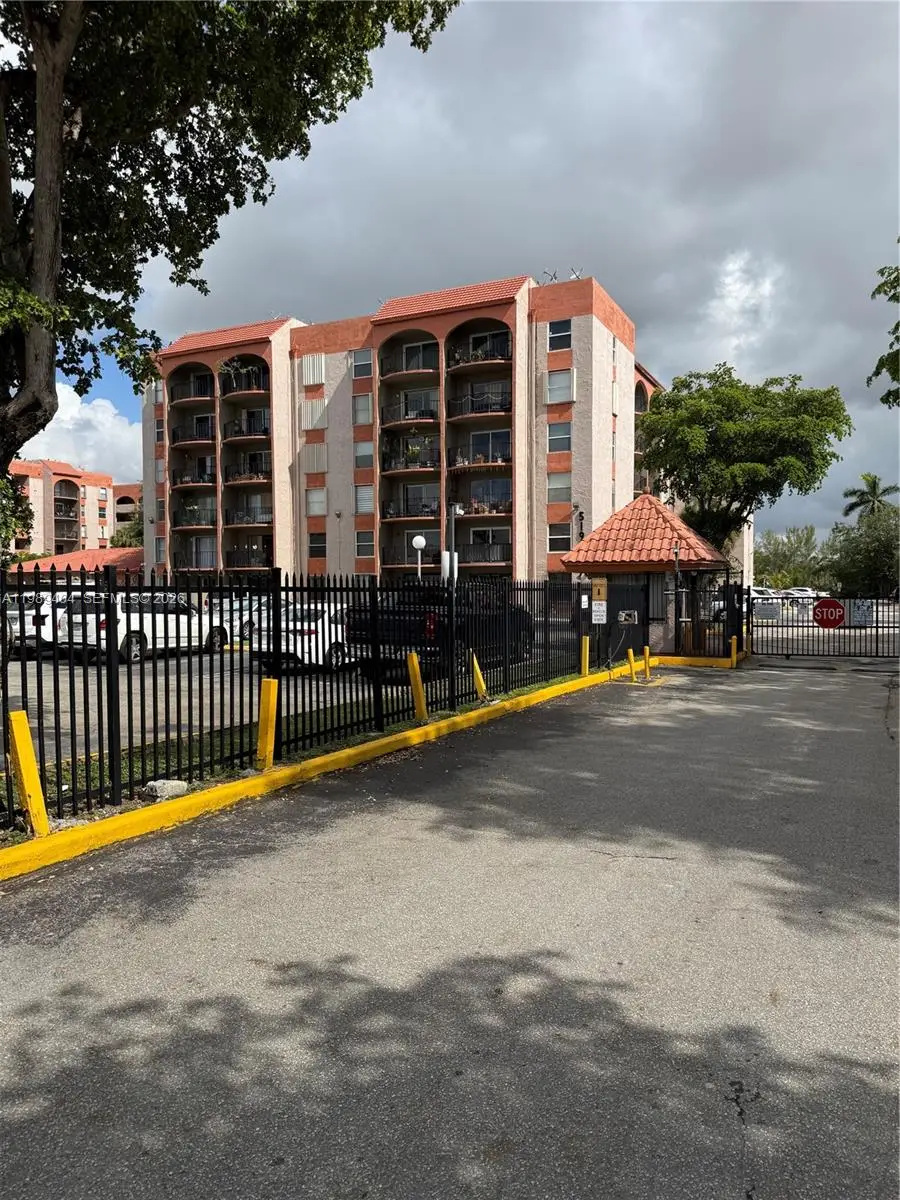 5199 NW 7th Street #111, Miami, FL 33126 - #1