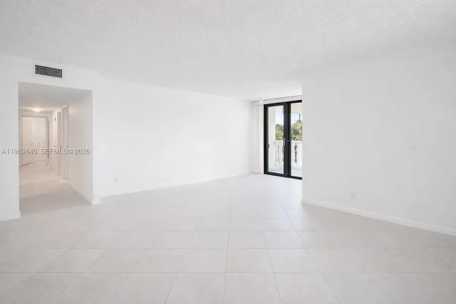 1121 Crandon Blvd F206 #F206, Key Biscayne, FL 33149 - #3