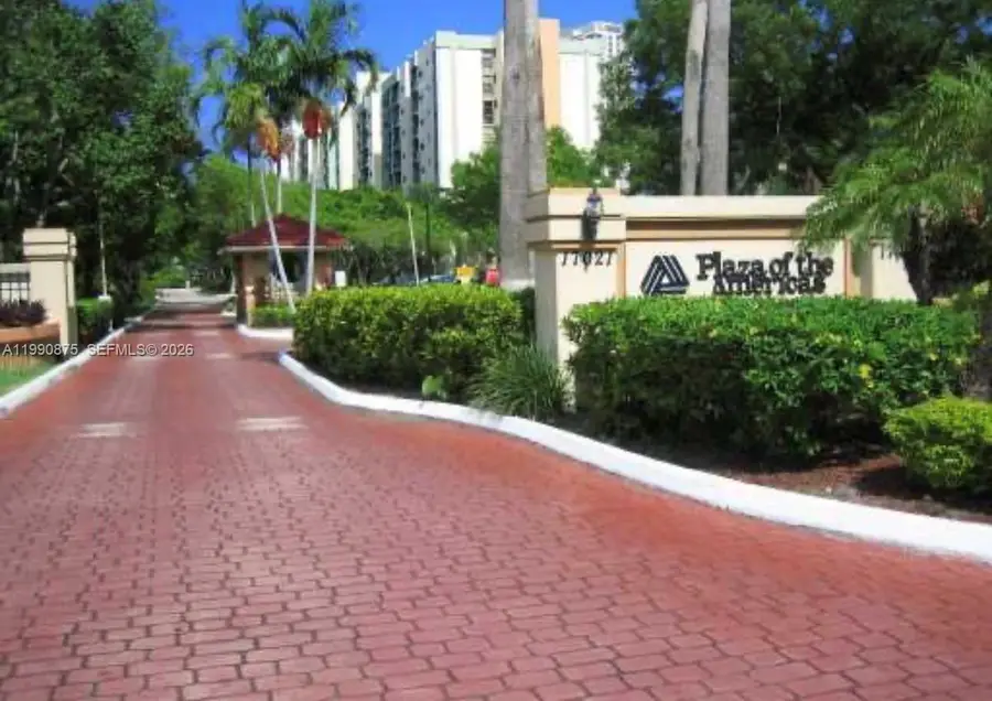 17021 N Bay Road #303, Sunny Isles Beach, FL 33160 - #2