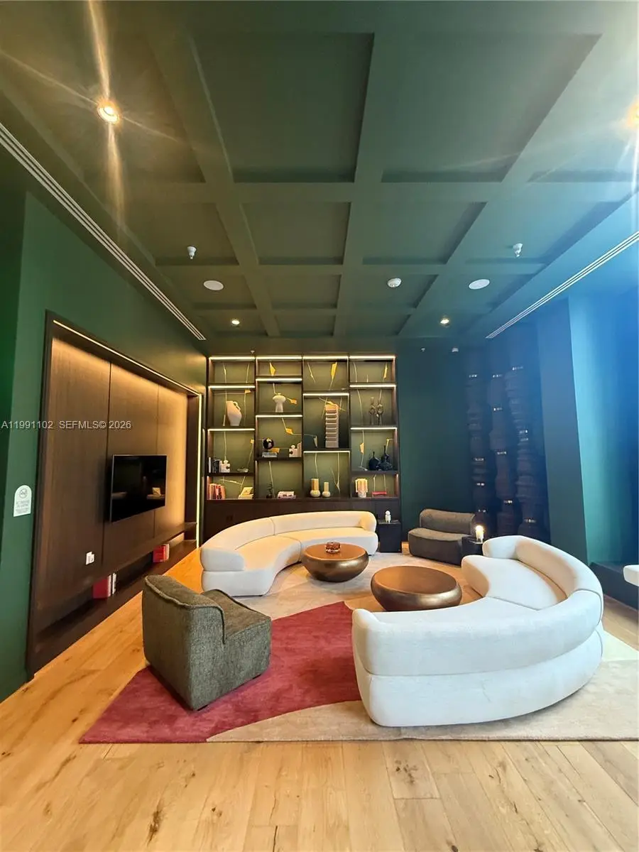 11 NE 6 Street #706, Miami, FL 33132 - #1
