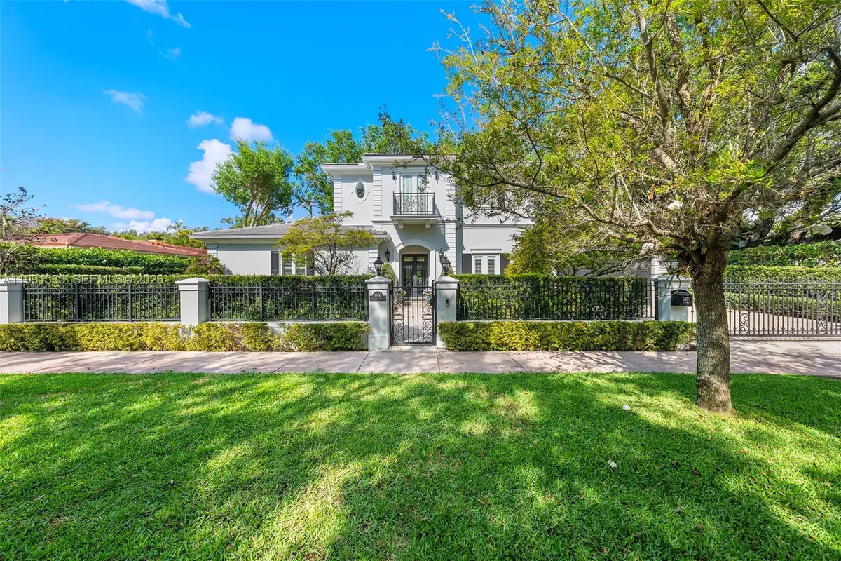 6900 Altamira Street, Coral Gables, FL 33146 - #1
