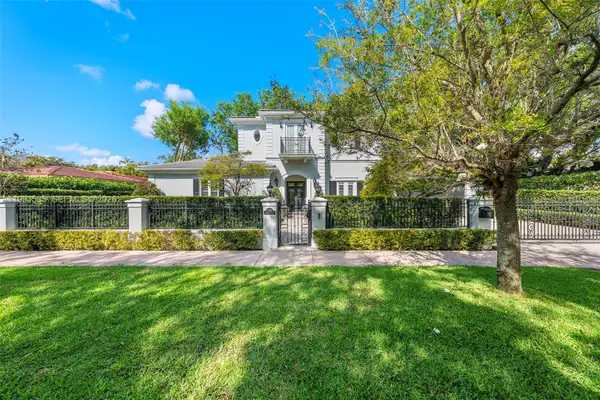 6900 Altamira Street, Coral Gables, FL 33146