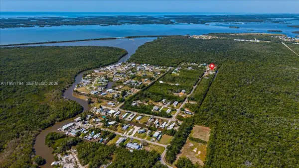 25 & 26 Plantation Drive, Everglades City, FL 34141