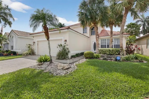 7700 Monarch Court, Delray Beach, FL 33446