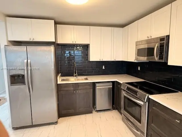 535 NW 23rd Avenue, Fort Lauderdale, FL 33311 - #2
