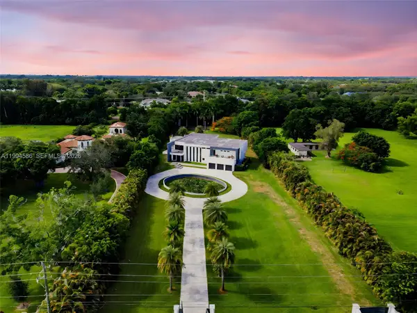 13441 Mustang Trail, Southwest Ranches, FL 33330