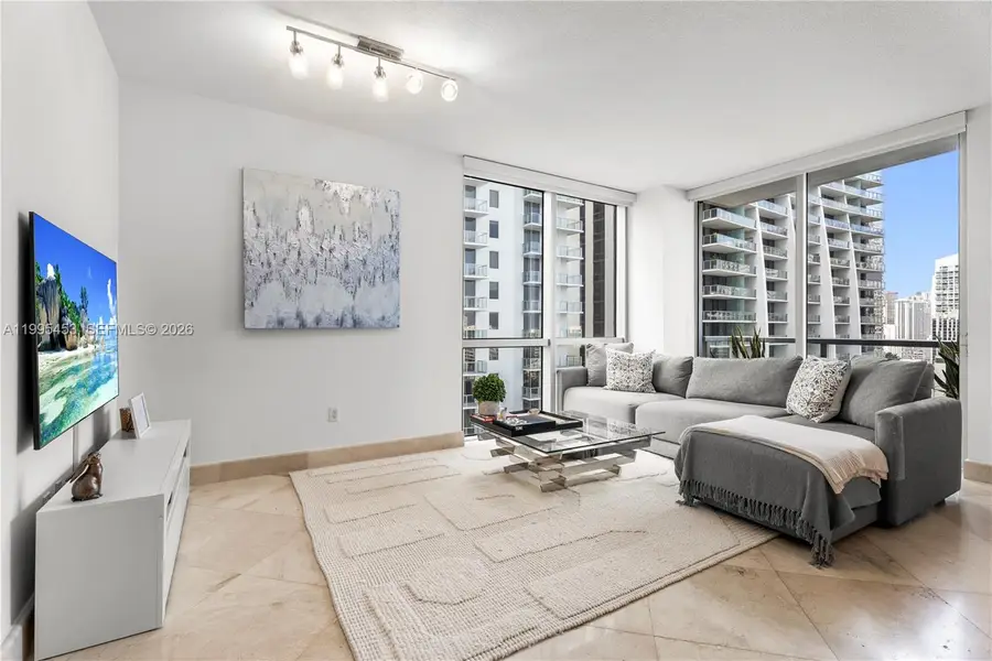 1060 Brickell Avenue #2117, Miami, FL 33131 - #3