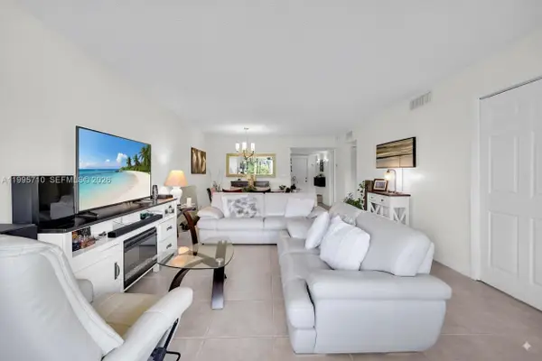 3301 S Palm Aire Drive #106, Pompano Beach, FL 33069