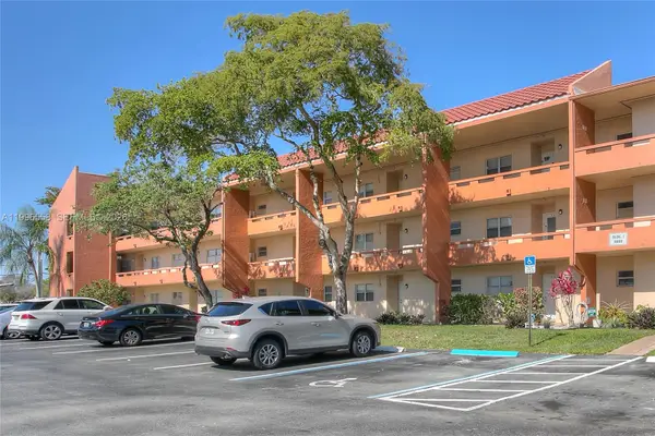 8810 W Mcnab Road #306, Tamarac, FL 33321