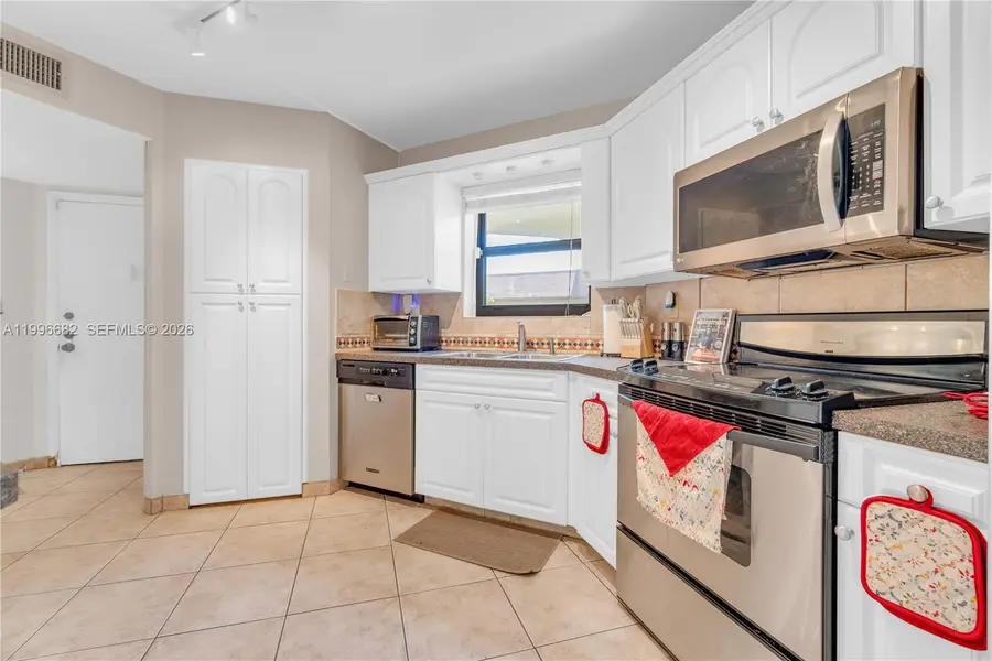 6755 W Broward Boulevard #405, Plantation, FL 33317 - #3
