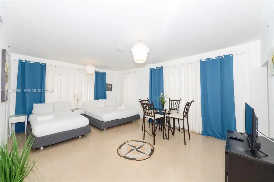 918 Ocean Drive #203, Miami Beach, FL 33139 - #3