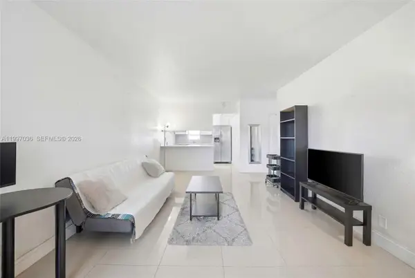 1100 NE 9th Avenue #105, Fort Lauderdale, FL 33304