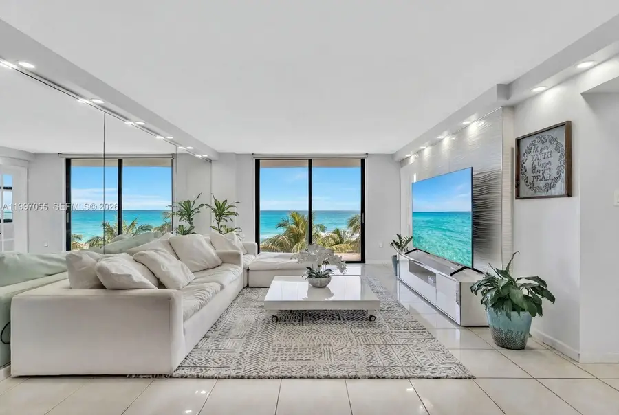 6061 Collins Avenue #5F, Miami Beach, FL 33140 - #2