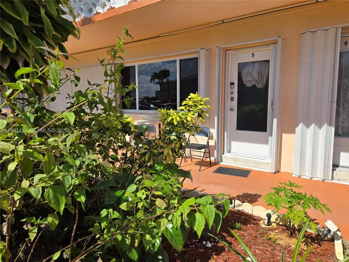 820 SW 11th Avenue #5B, Hallandale Beach, FL 33009 - #1