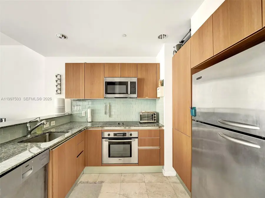 1050 Brickell Avenue #2722, Miami, FL 33131 - #3