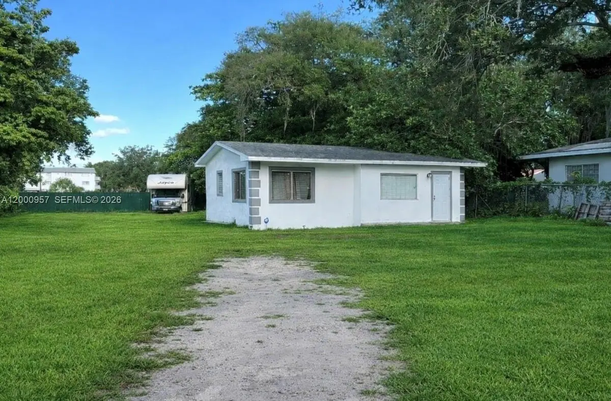 15206 NE 8th Avenue, Miami, FL 33162 - #1