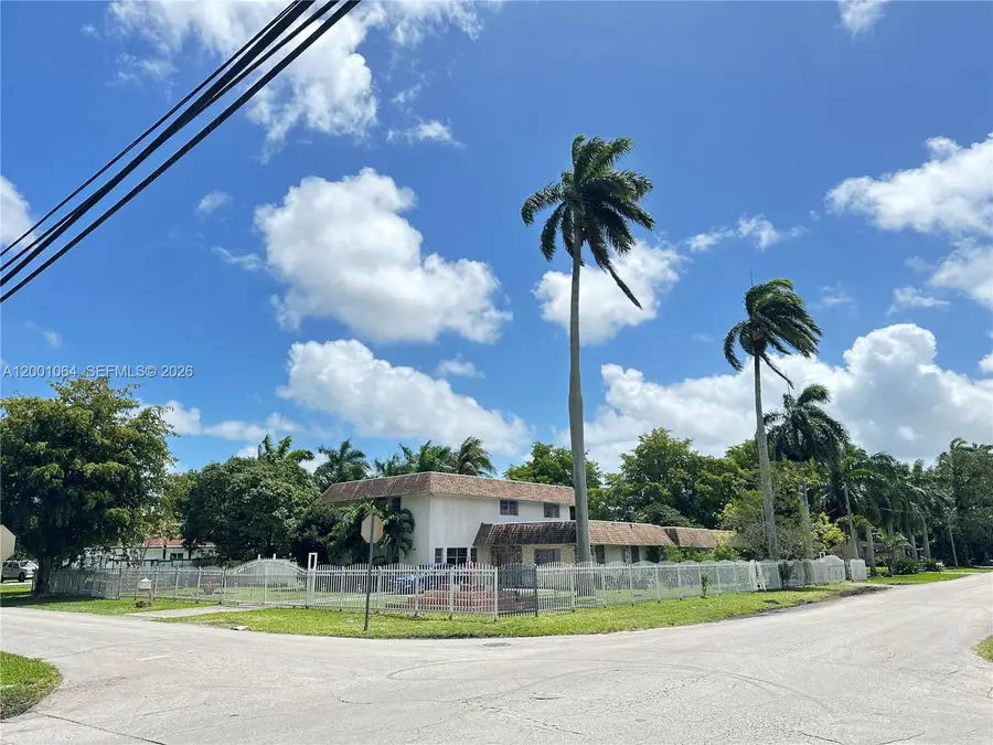 200 NE 158th Street, Miami, FL 33162 - #2