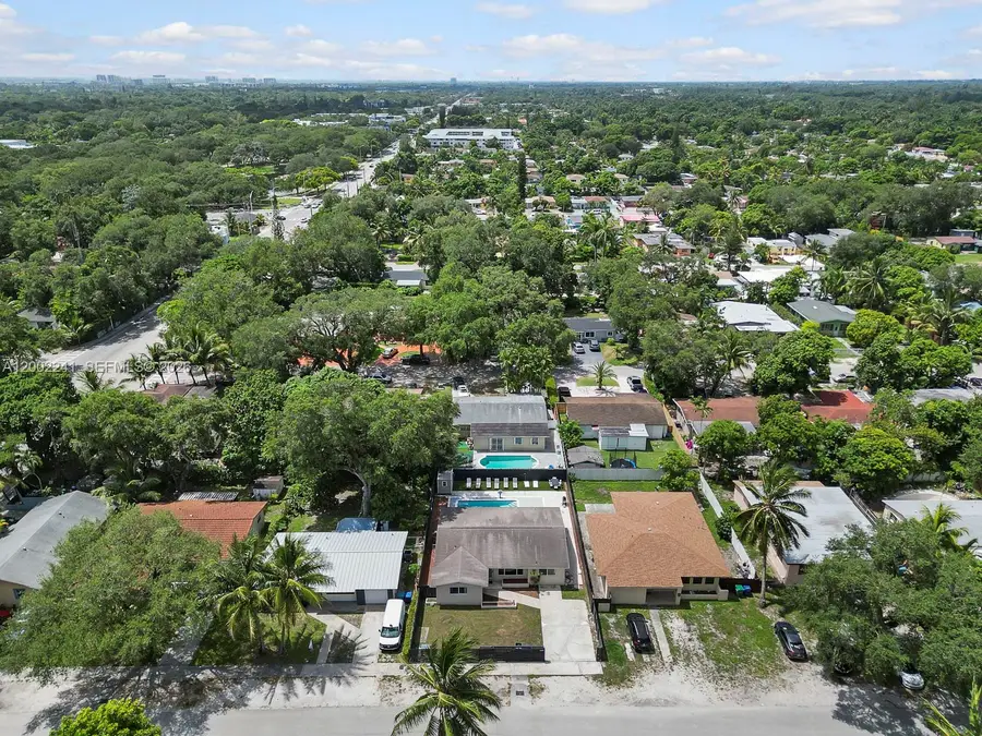 560 NE 161st Street, Miami, FL 33162 - #2