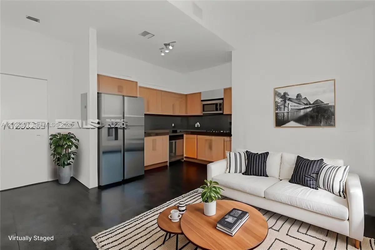 300 S Biscayne Boulevard #PH3903, Miami, FL 33131 - #1