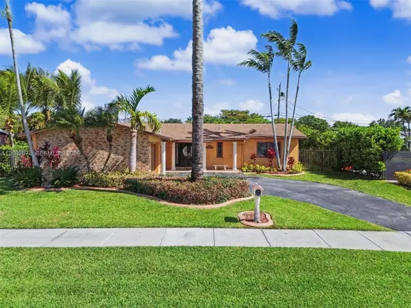 9837 SW 194th Street, Cutler Bay, FL 33157