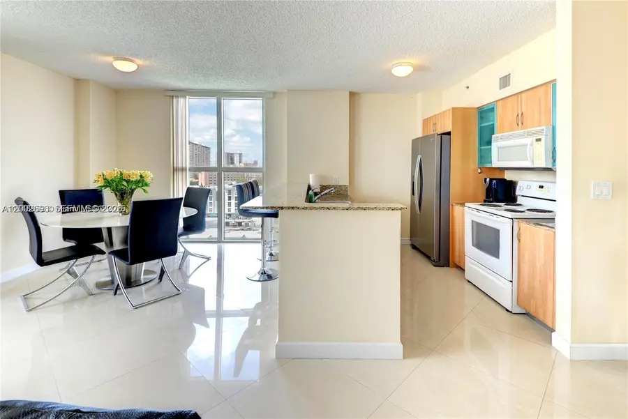 17555 Atlantic Boulevard #902, Sunny Isles Beach, FL 33160 - #2