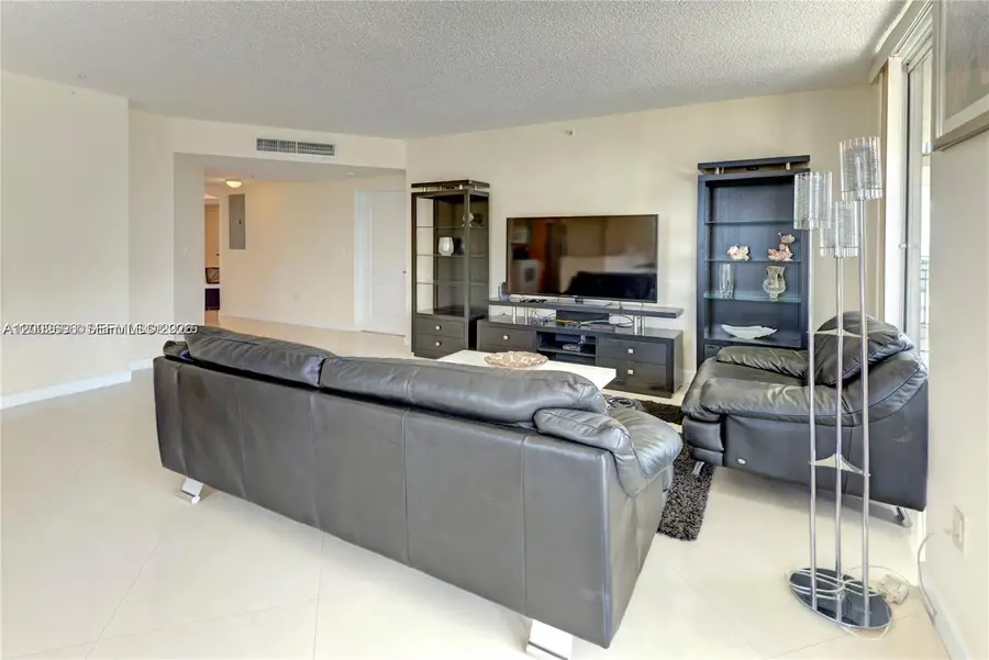 17555 Atlantic Boulevard #902, Sunny Isles Beach, FL 33160 - #3