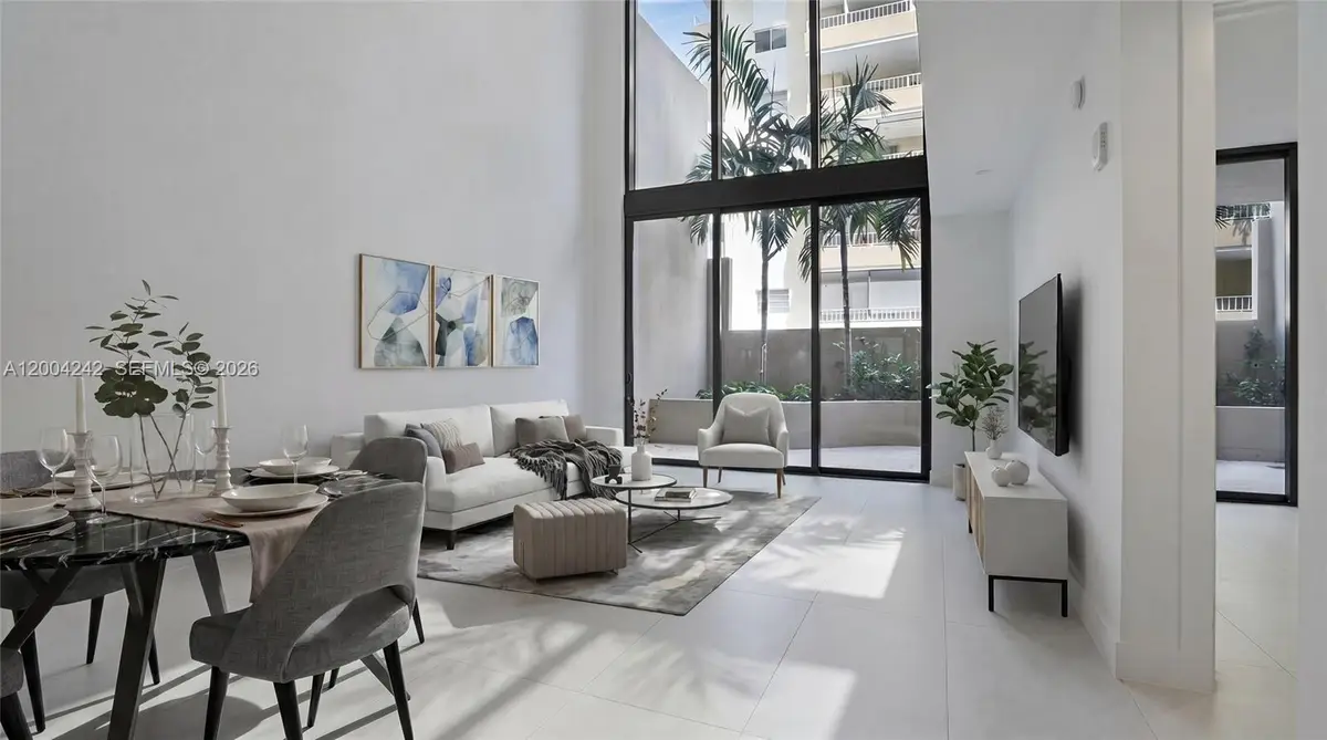 3034 Oak Avenue #TH2, Miami, FL 33133 - #1