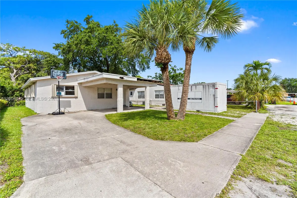 723 NW 15th Terrace, Fort Lauderdale, FL 33311 - #1