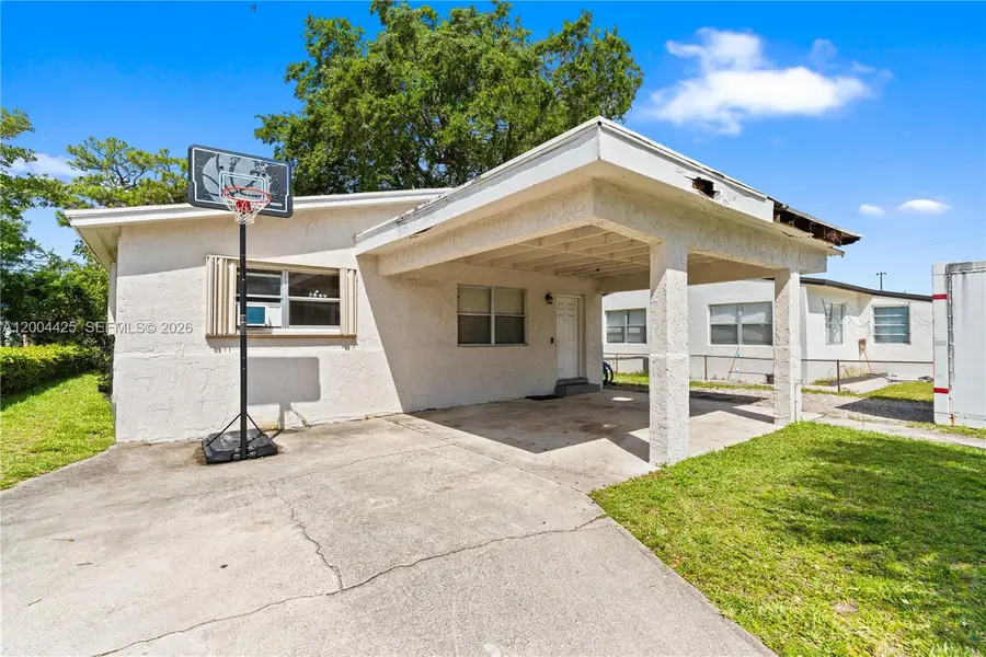 723 NW 15th Terrace, Fort Lauderdale, FL 33311 - #2